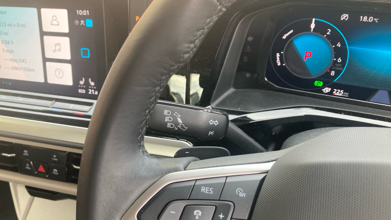 Volkswagen Multivan 1.4 TSI eHybrid Life 5dr DSG Estate